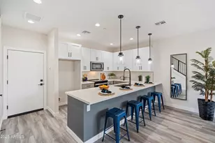 1642 E Monte Vista Rd, Phoenix, AZ 85006 - Photo 4