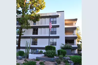 5102 N 31st Place #412, Phoenix, AZ 85016 - Photo 1