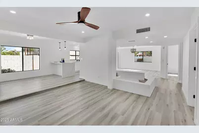 4727 E Euclid Avenue, Phoenix, AZ 85044 - Photo 18