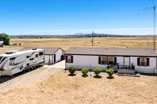 24725 N Patricia Rd, Paulden, AZ 86334 - Photo 1