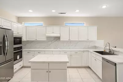 19722 N Regents Park Drive, Surprise, AZ 85387 - Photo 14