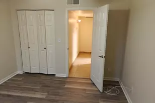 8428 E Malcomb Dr, Scottsdale, AZ 85250 - Photo 18