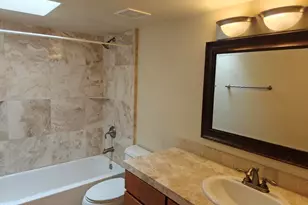 8428 E Malcomb Dr, Scottsdale, AZ 85250 - Photo 20