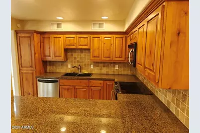 8428 E Malcomb Drive, Scottsdale, AZ 85250 - Photo 10