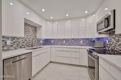 17404 N 99th Avenue #232, Sun City, AZ 85373 - Photo 8