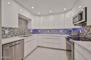 17404 N 99th Ave, Sun City, AZ 85373 - Photo 8