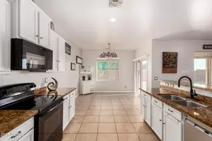 25409 W Ellis Dr, Buckeye, AZ 85326 - Photo 8