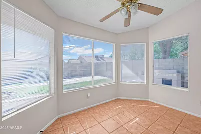 8119 W Corrine Drive, Peoria, AZ 85381 - Photo 10