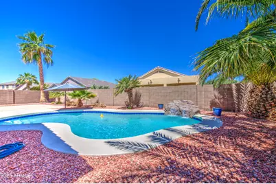 43302 W Bunker Drive, Maricopa, AZ 85138 - Photo 2