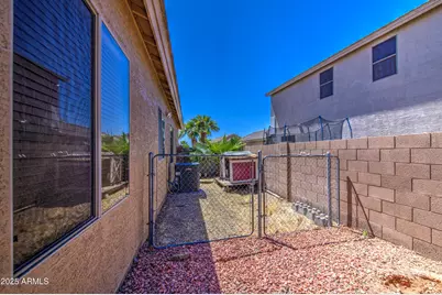 43302 W Bunker Drive, Maricopa, AZ 85138 - Photo 32