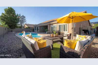 30427 W Vale Drive, Buckeye, AZ 85396 - Photo 18