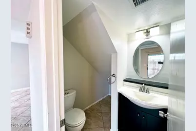 9054 N 51st Lane, Glendale, AZ 85302 - Photo 14