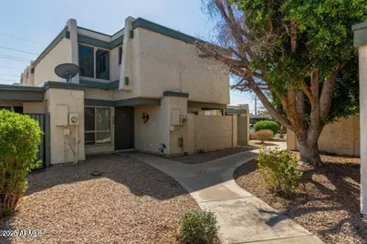 9054 N 51st Lane, Glendale, AZ 85302 - Photo 2
