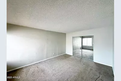 9054 N 51st Lane, Glendale, AZ 85302 - Photo 4