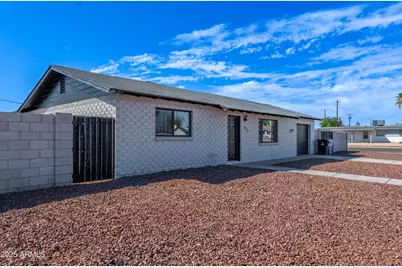 3628 N 49th Avenue, Phoenix, AZ 85031 - Photo 1