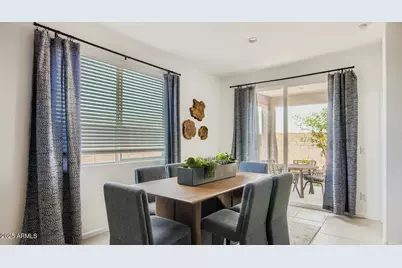 9844 W Catalina Drive, Phoenix, AZ 85037 - Photo 6