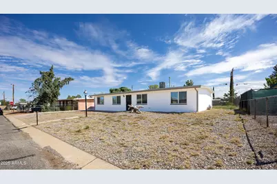 312 2nd Street, Huachuca City, AZ 85616 - Photo 4