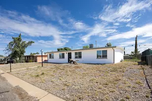 312 2nd St, Huachuca City, AZ 85616 - Photo 4