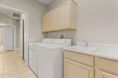 17522 N Ironhorse Drive, Surprise, AZ 85374 - Photo 28