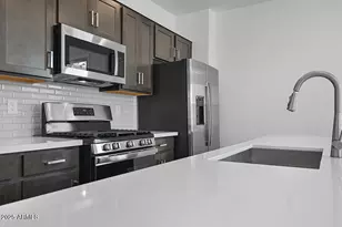 10014 W Piccadilly Rd, Avondale, AZ 85392 - Photo 10