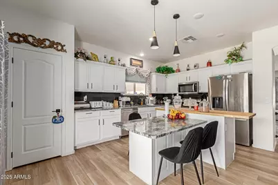 14845 W Larkspur Drive, Surprise, AZ 85379 - Photo 12