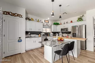 14845 W Larkspur Dr, Surprise, AZ 85379 - Photo 12