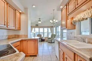 17200 W Bell Rd, Surprise, AZ 85374 - Photo 16