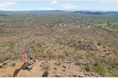 2546 W Shinnecock Way, Anthem, AZ 85086 - Photo 46