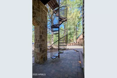 17385 Mountainside Place, Munds Park, AZ 86017 - Photo 10
