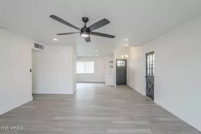 3648 W Rose Lane, Phoenix, AZ 85019 - Photo 4