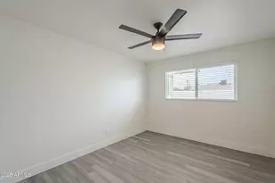 3648 W Rose Ln, Phoenix, AZ 85019 - Photo 14