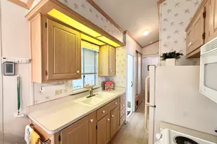 303 S Diamond Dr, Apache Junction, AZ 85119 - Photo 24