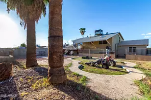 7607 W Osborn Rd, Phoenix, AZ 85033 - Photo 40