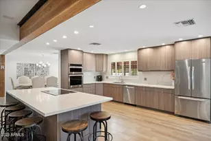 6842 N 72nd Pl, Scottsdale, AZ 85250 - Photo 1