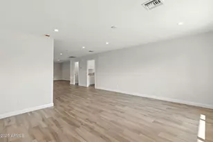 2814 N 51st St, Phoenix, AZ 85008 - Photo 6