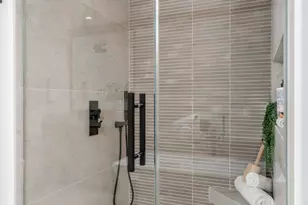 7175 E Camelback Rd, Scottsdale, AZ 85251 - Photo 16