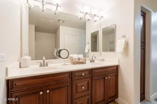 5450 E Deer Valley Dr, Phoenix, AZ 85054 - Photo 16