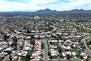 8719 E San Marino Dr, Scottsdale, AZ 85258 - Photo 30