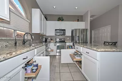 24016 N 66th Lane, Glendale, AZ 85310 - Photo 12