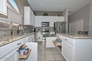 24016 N 66th Ln, Glendale, AZ 85310 - Photo 12