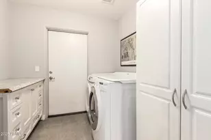 943 E Kortsen Rd, Casa Grande, AZ 85122 - Photo 32