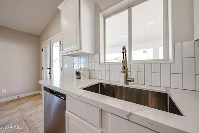 10334 E Diamond Avenue, Mesa, AZ 85208 - Photo 10