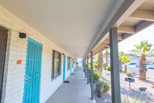 2011 N 51st St, Phoenix, AZ 85008 - Photo 2