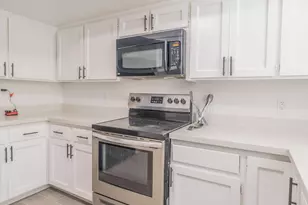 2011 N 51st St, Phoenix, AZ 85008 - Photo 32