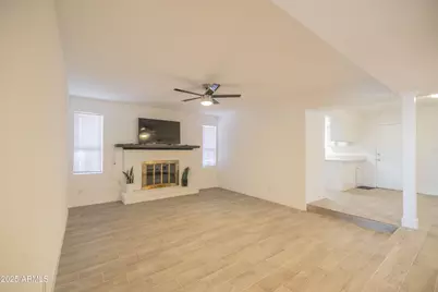 2011 N 51st Street, Phoenix, AZ 85008 - Photo 38