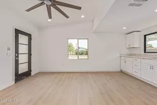 4010 S 24th Pl, Phoenix, AZ 85040 - Photo 10