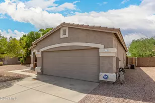 30332 N Desert Willow Blvd, San Tan Valley, AZ 85143 - Photo 2