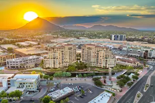 7181 E Camelback Rd, Scottsdale, AZ 85251 - Photo 24