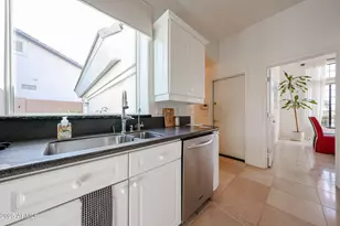 2012 E Glenn Dr, Phoenix, AZ 85020 - Photo 16