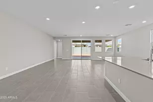 16814 W Cavedale Dr, Surprise, AZ 85387 - Photo 10